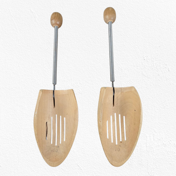 1980s Vintage Wooden Shoe Stretchers Large Size Spring Loaded West Germany Made - Picture 2 of 7